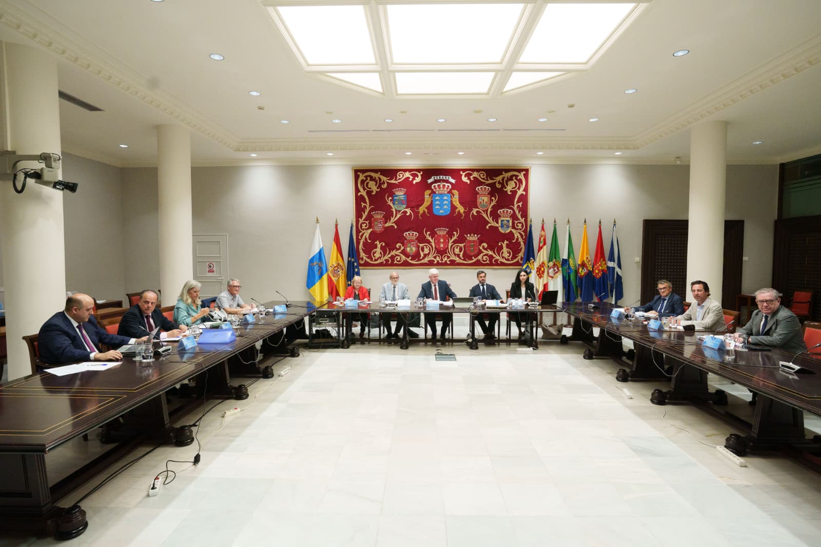 La Audiencia de Cuentas de Canarias reunió en el Parlamento de Canarias a las presidencias de los Órganos de Control Externo Autonómicos